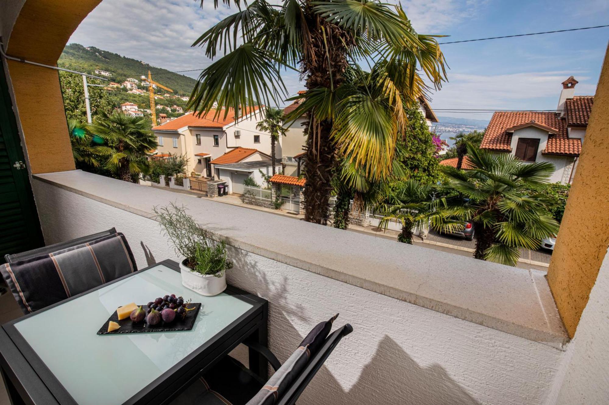 Villa Beller New Ičići Екстериор снимка