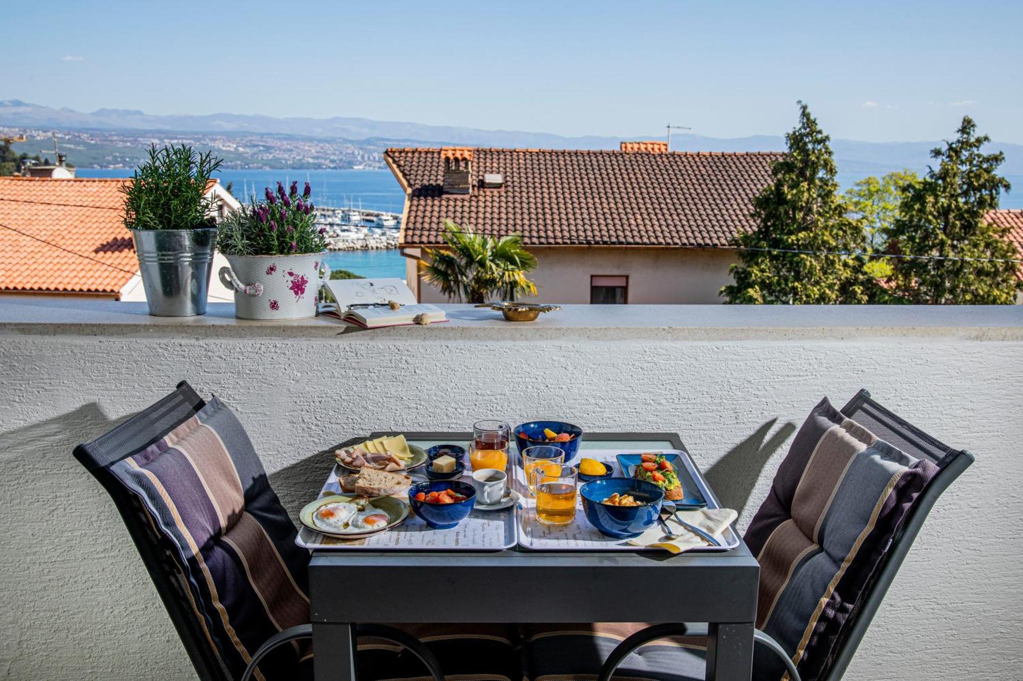 Villa Beller New Ičići Екстериор снимка